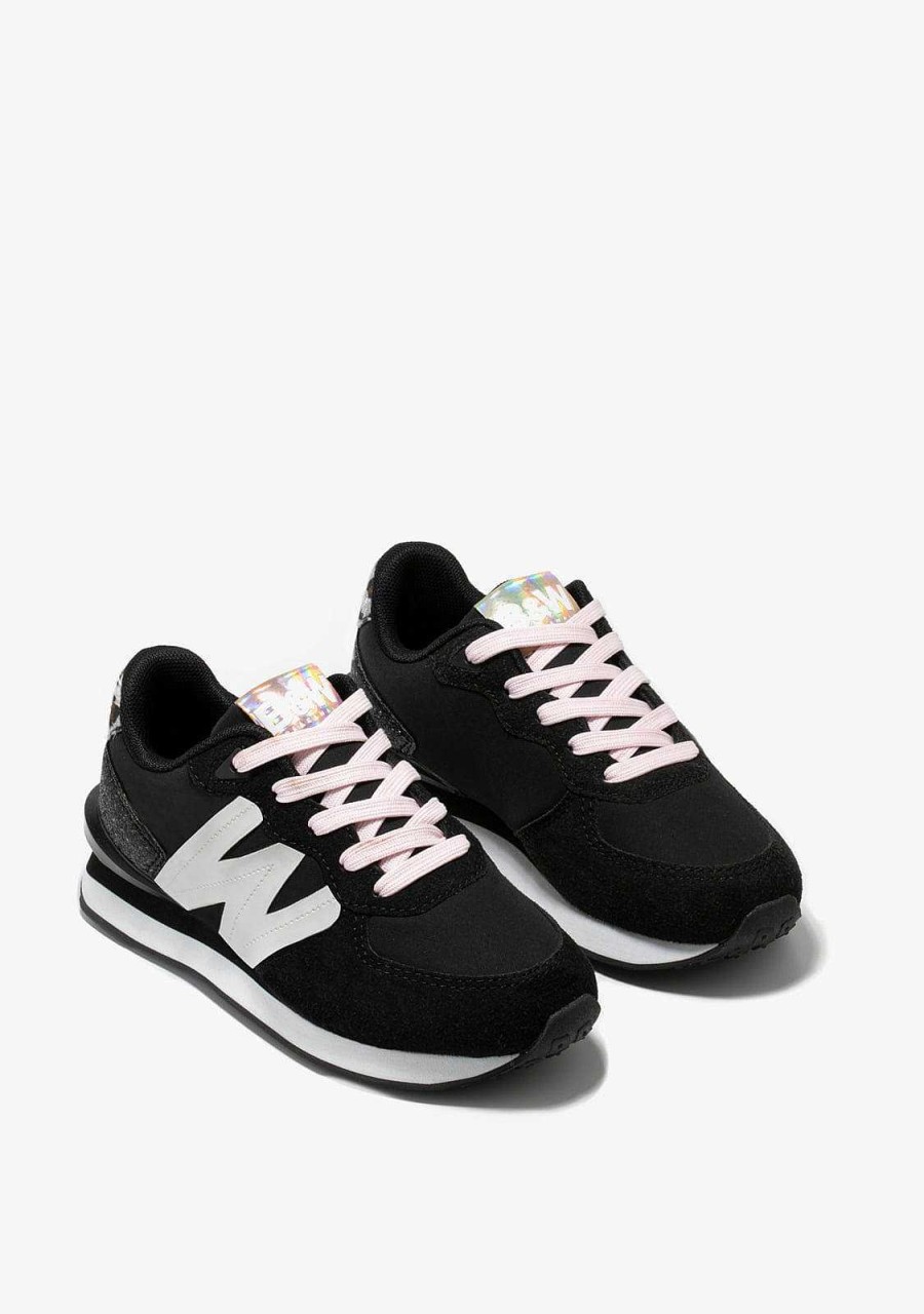 Online Tenis Feminino Preto Com Logo Preto E Branco Tenis Casuais